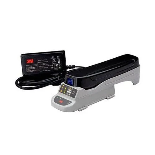 3M™ Versaflo™ TR-641UK Single Battery Charger© 