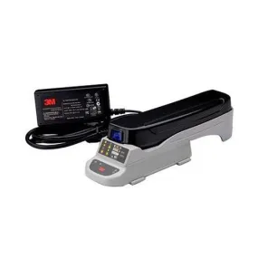 3M™ Versaflo™ TR-641UK Single Battery Charger© 