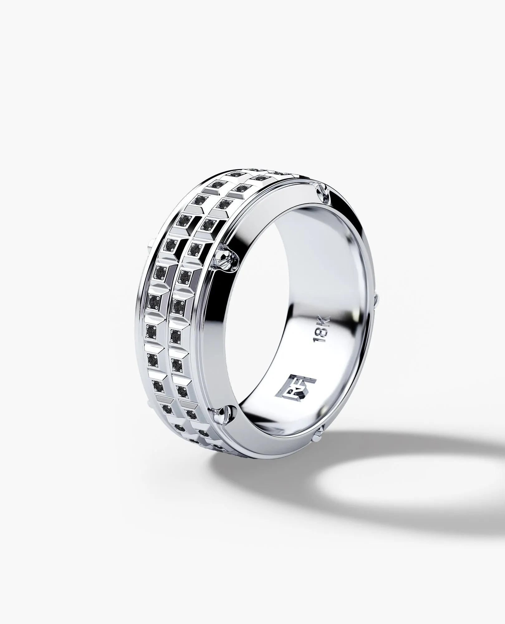 CALHOUN Gold Ring with 0.30ct Black Diamonds