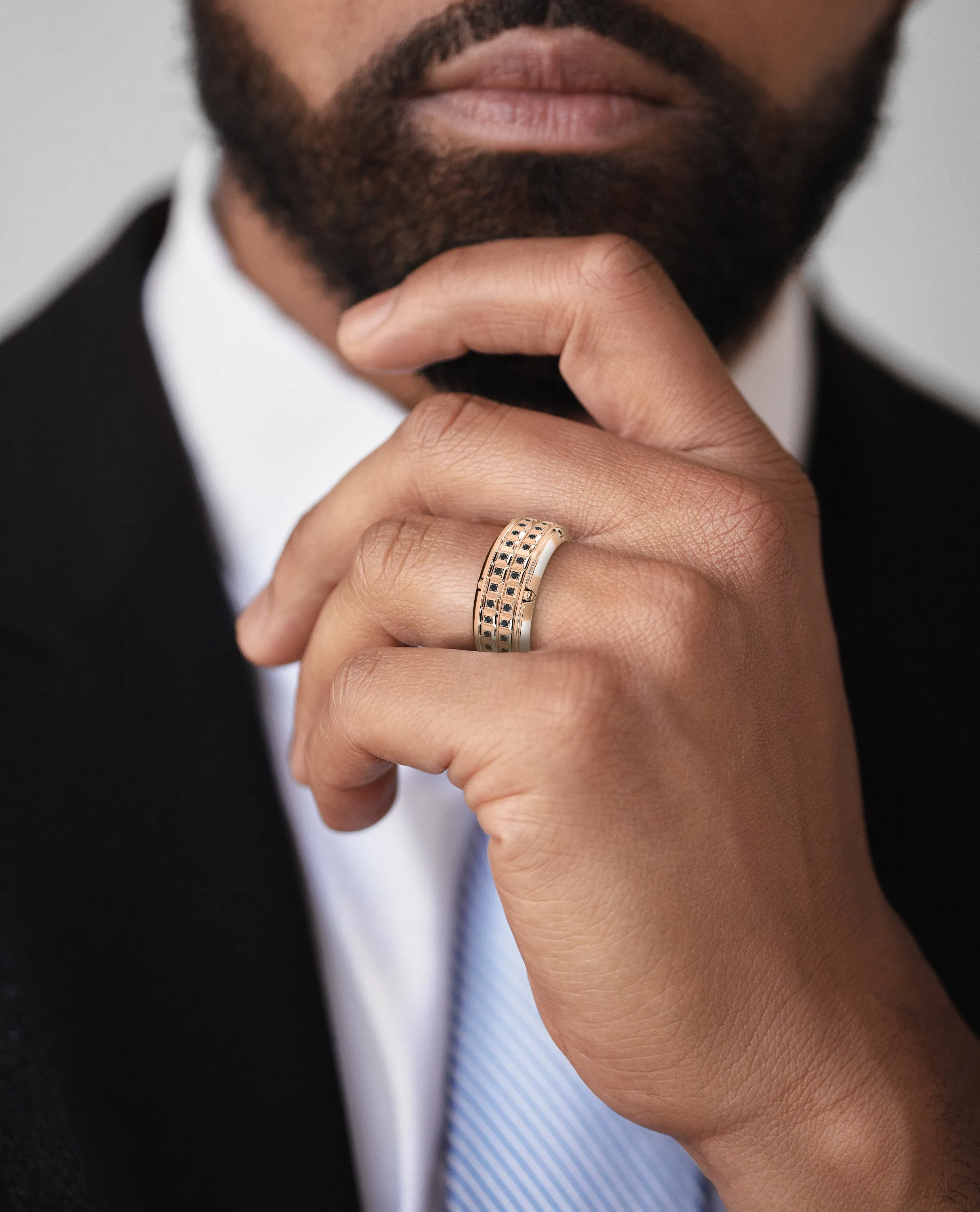 CALHOUN Gold Ring with 0.30ct Black Diamonds