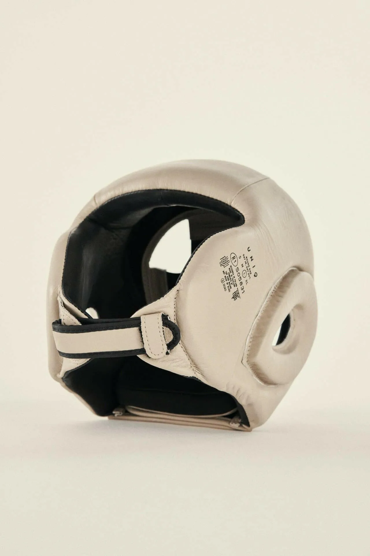 COMPETITION HEAD GUARD CLASSIC BEIGE