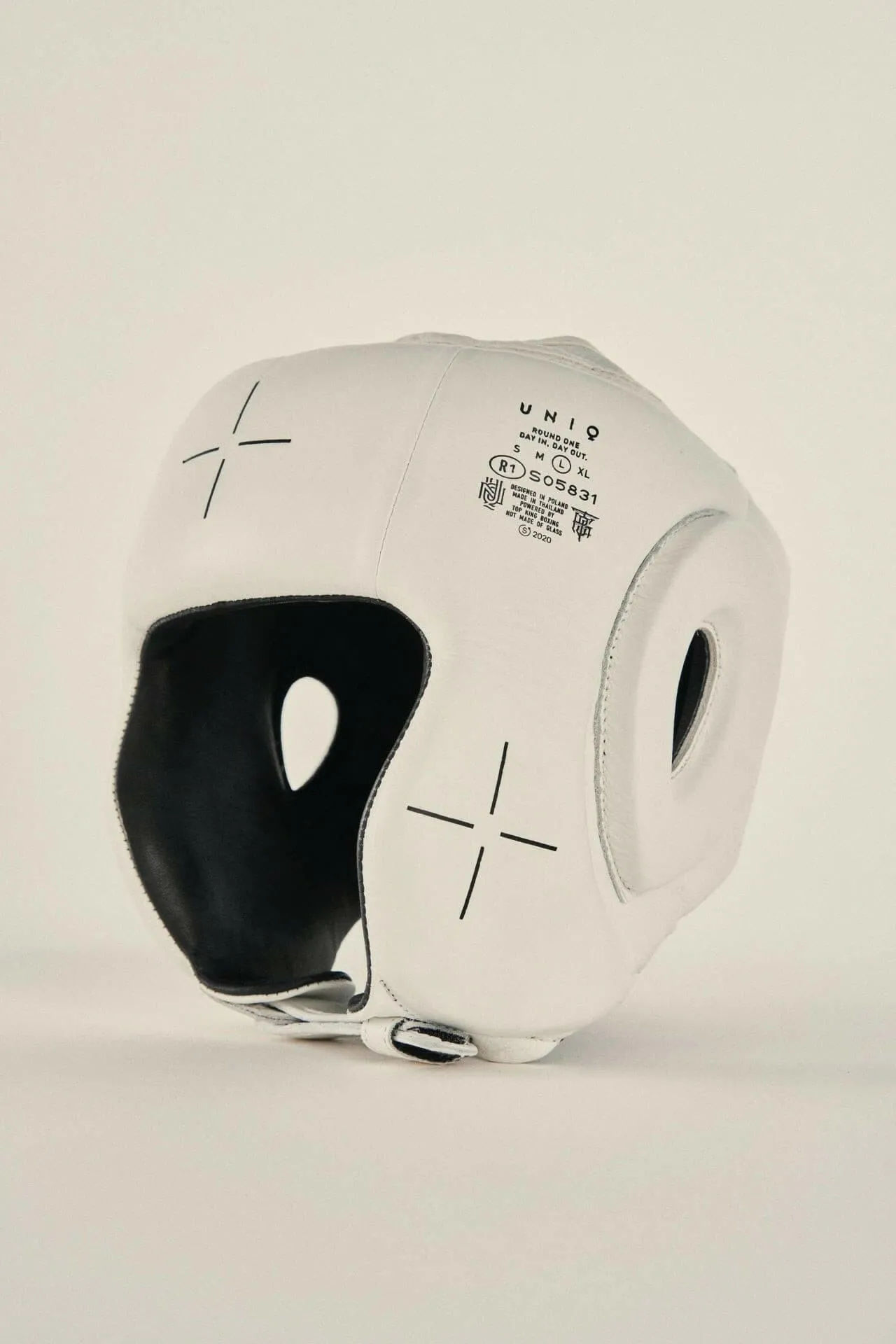 COMPETITION HEAD GUARD TECHNICAL WHITE