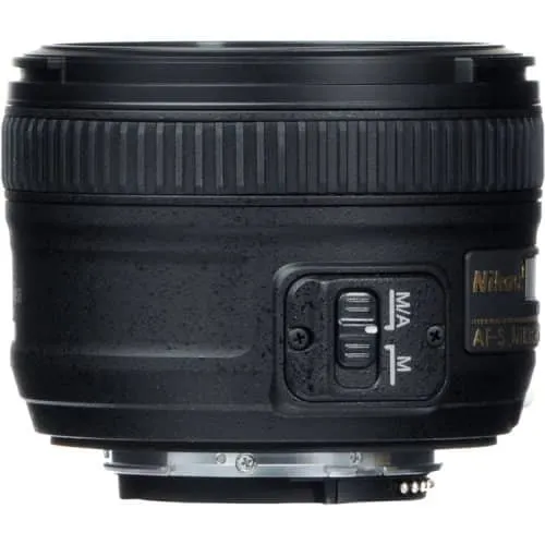 Nikon Speedlight Portrait Pack with SB-700 AF Speedlight and AF-S 50mm f/1.8G Lens
