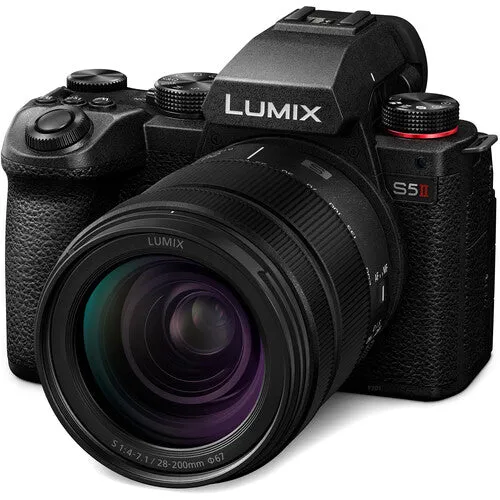 Panasonic Lumix S 28-200mm f/4-7.1 MACRO O.I.S. Lens (Leica L)