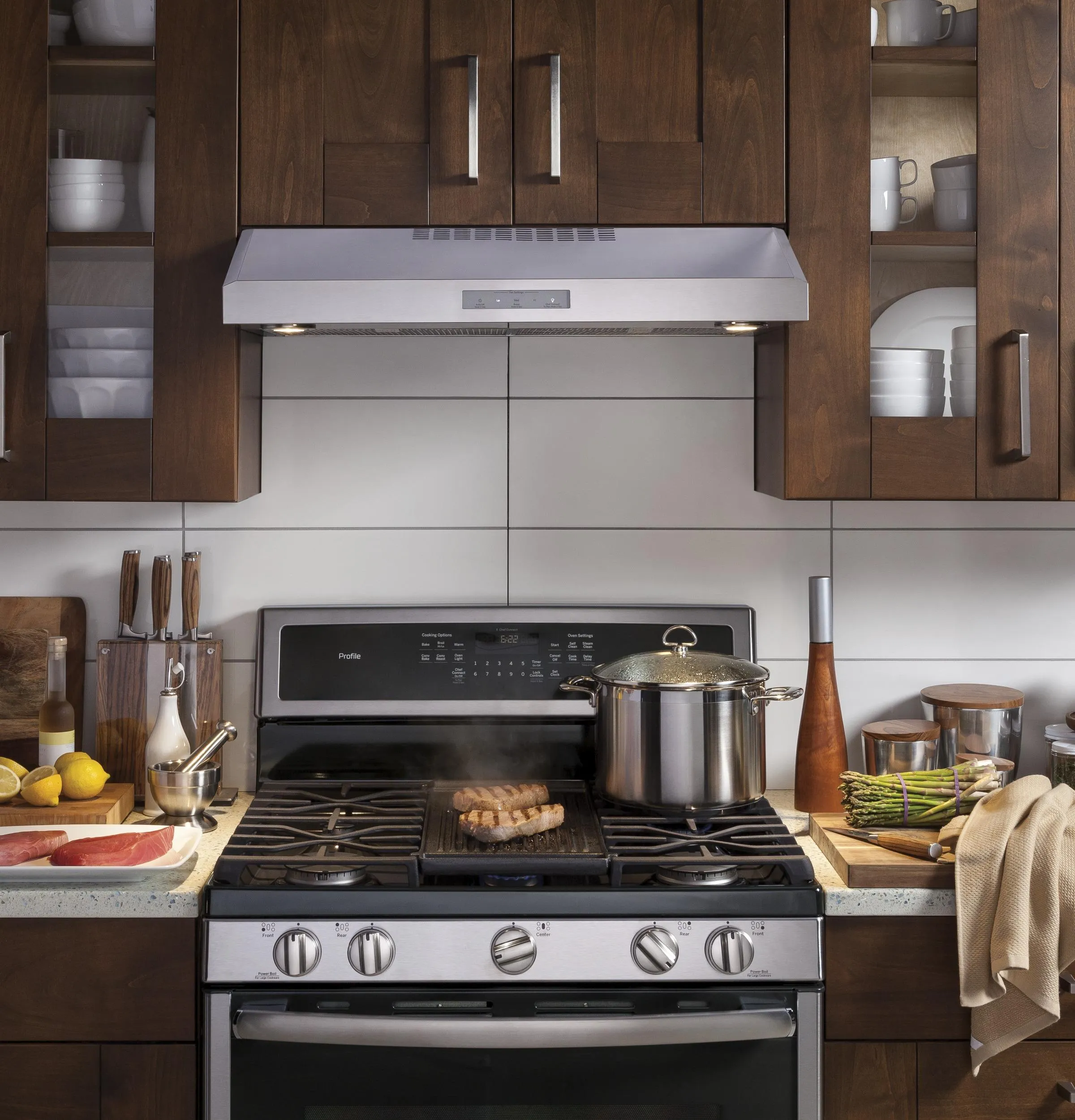 PVX7300SJSS GE Profile™ 30" Under The Cabinet Hood