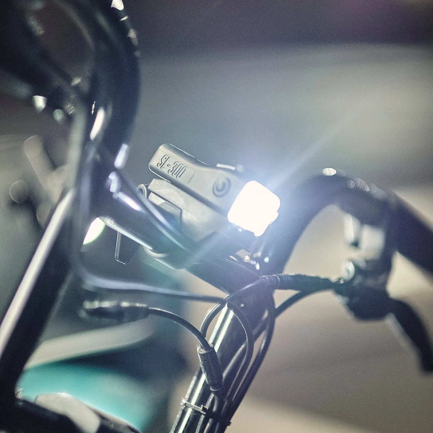 SL-300  Bike Headlight